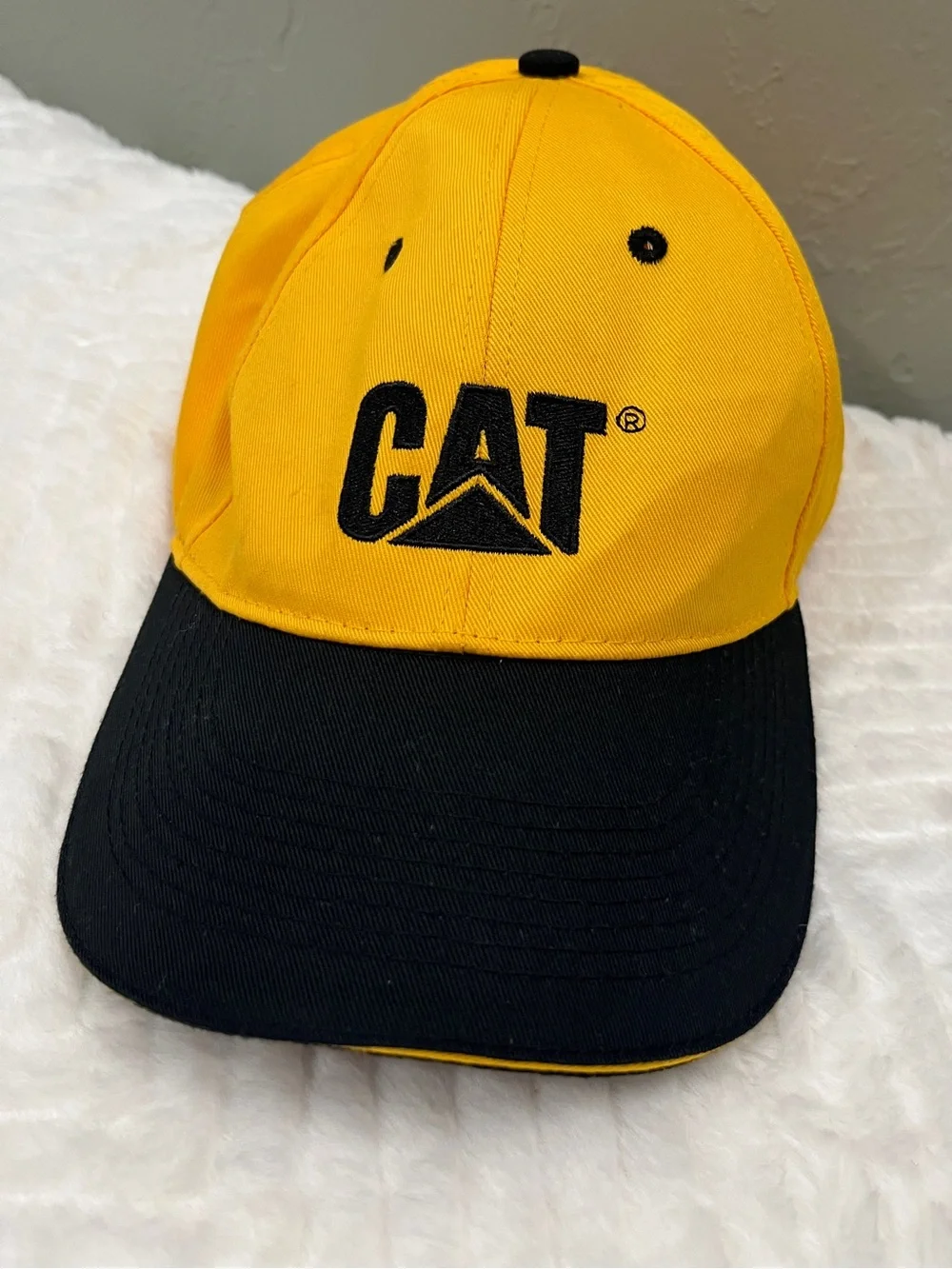 CAT Caterpillar Baseball Hat Cap Yellow Black New
